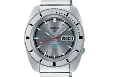 Pre-owned Seiko 5 Sports Srpl03 Stainless Steel Automatic Silver Limited Edition Watch
