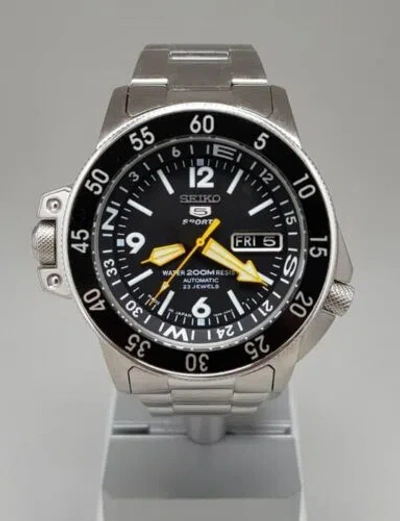 Pre-owned Seiko Men's Skz211k1 Five Sports Stainless Steel Automatic Watch Us4