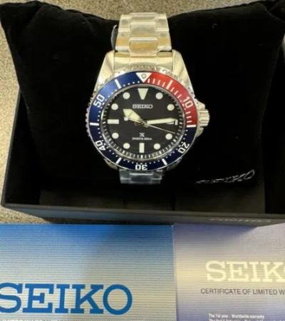 Pre-owned Seiko Solar Diver Blue Dial Steel Bracelet Men's Watch Sne595 With Tag