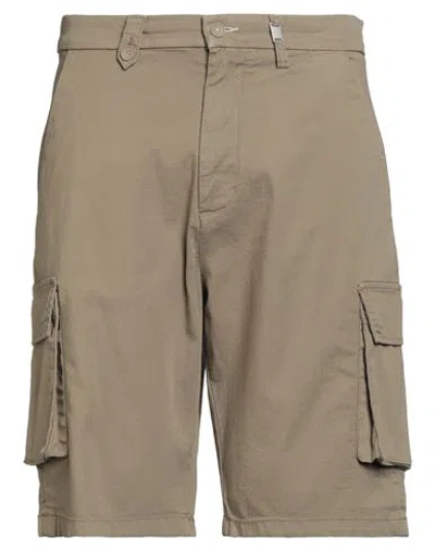 Seinse Man Shorts & Bermuda Shorts Sage Green Size 36 Cotton, Polyester, Elastane