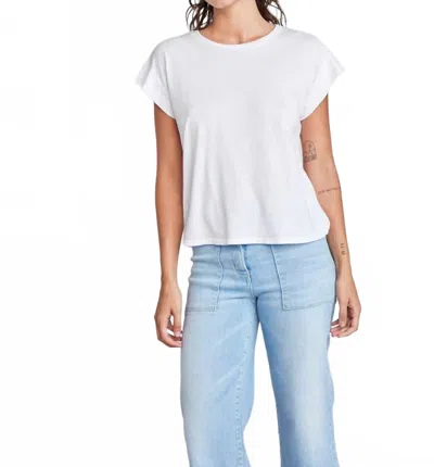 Self Contrast Brynleem Casual Tee In White