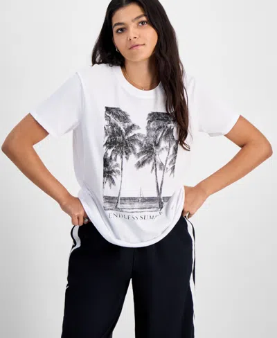 Self Esteem Juniors' Endless Summer Boyfriend Tee In White