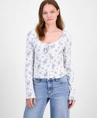 Self Esteem Self-esteem Juniors' Printed V-neck Rib Knit Long Sleeve In White