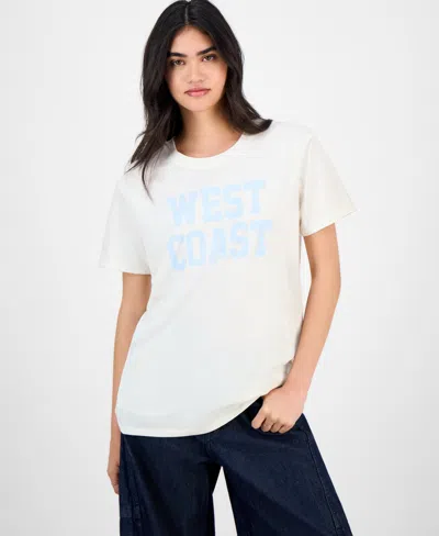 Self Esteem Juniors' West Coast Graphic T-shirt In White