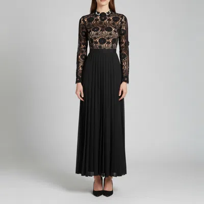 Pre-owned Self-portrait Crepe Mia Pleated Maxi Dress S In Black