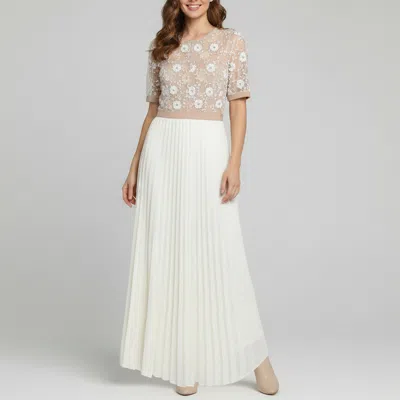 Pre-owned Self-portrait White/beige Flower Sequin Pleated Maxi Dress M