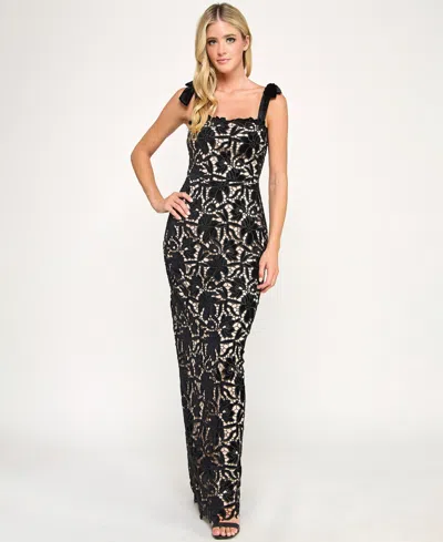 Seni & Cade Juniors Laser Cut Velvet Long Dress In Black
