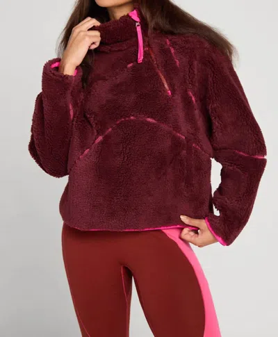 Seniq Half Baked Fleece Pull Over Sweater In Moody In Burgundy