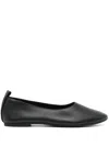 Senso Daphne Iv Leather Ballerina Shoes In Black