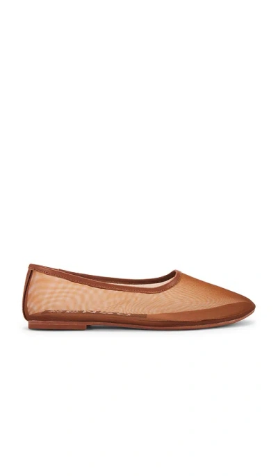 Senso Dena Flat In Brown
