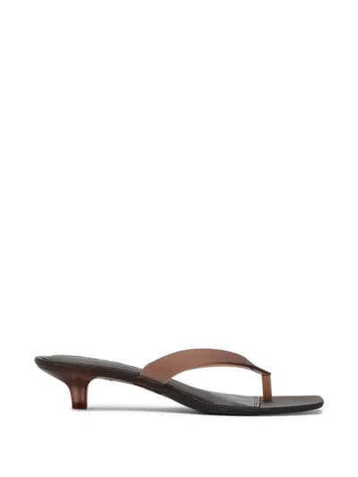 Senso Sonya Thong-strap Sandals In Brown