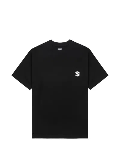 Sequel Logo T-shirt In Black