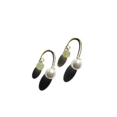 Seree Women's Gold / Green / White Ana Pearl Jade Thread Earrings In Black