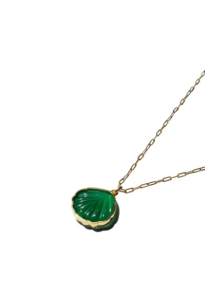 SEREE WOMEN'S SHELL GREEN JADE STONE PENDANT NECKLACE