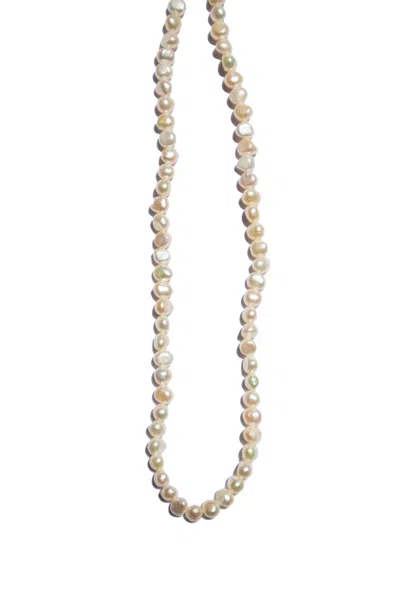 Seree Women's White Capri Freshwater Pearl Necklace