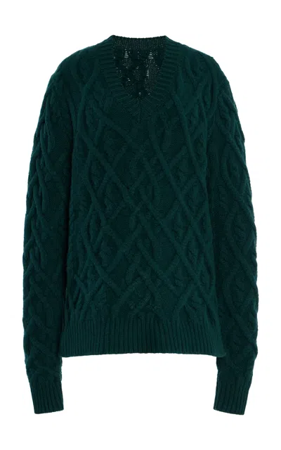 Sergio Hudson Oversized Cable Knit Cashmere Sweater In Dark Green
