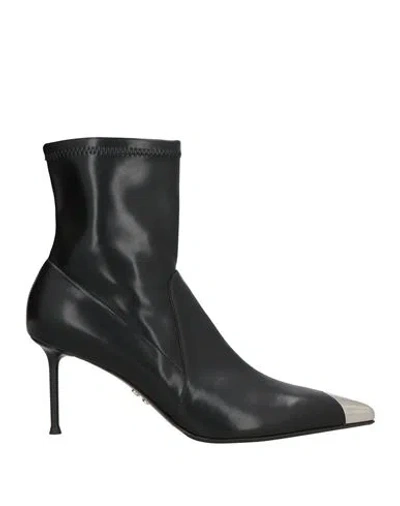 Sergio Levantesi Woman Ankle Boots Black Size 6 Leather