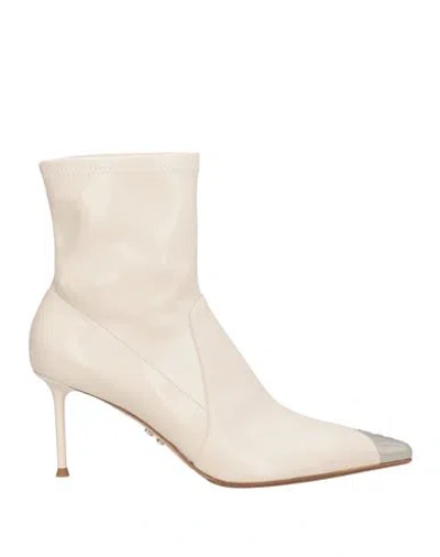 Sergio Levantesi Woman Ankle Boots Ivory Size 6 Leather In White