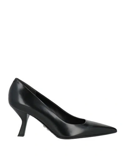 Sergio Levantesi Woman Pumps Black Size 7.5 Leather