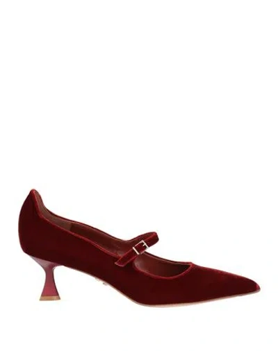 Sergio Levantesi Woman Pumps Burgundy Size 11 Textile Fibers In Red