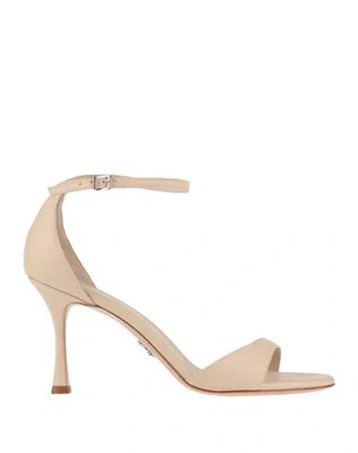 Sergio Levantesi Woman Sandals Beige Size 11 Leather
