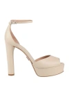 Sergio Levantesi Woman Sandals Ivory Size 11 Soft Leather In White