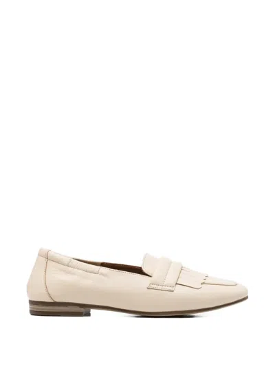 Sergio Moretti Firenze Fringed Leather Loafers In Neutral
