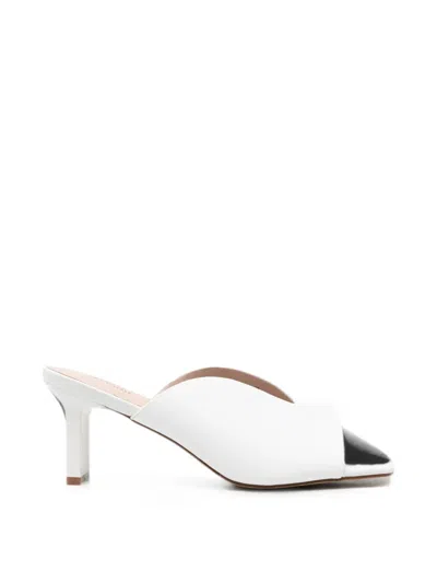 Sergio Moretti Firenze V-cut Open-toe Sandals In White