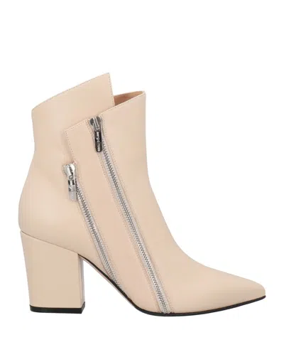 Sergio Rossi Ankle Boots In Blush