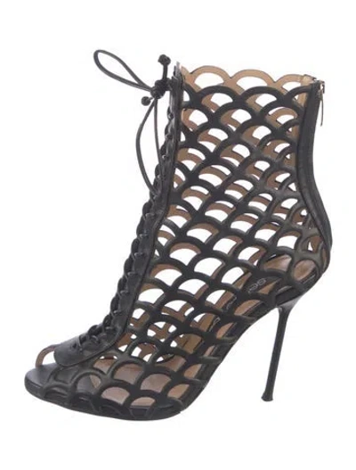 Pre-owned Sergio Rossi Leather Lace Pattern Pumps In Black