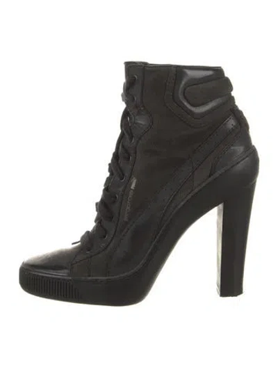 Pre-owned Sergio Rossi Leather Pumps In Black