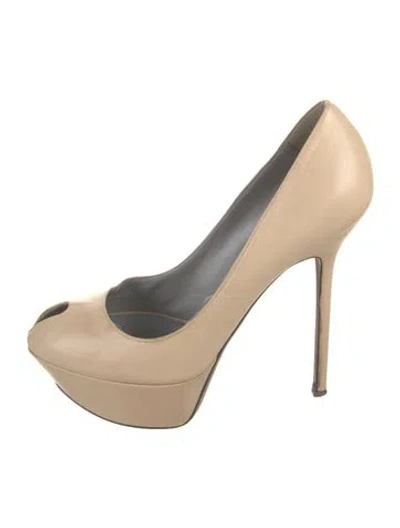 Pre-owned Sergio Rossi Leather Pumps In Neutral