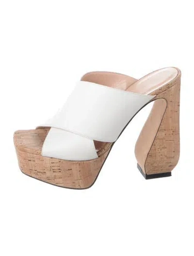 Pre-owned Sergio Rossi Leather Sandals In White