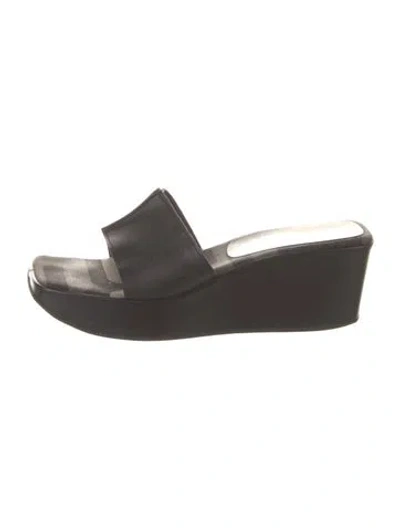 Pre-owned Sergio Rossi Leather Slides In Black