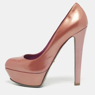Sergio Rossi Metallic Patent Leather Round Toe Platform Pumps In Pink