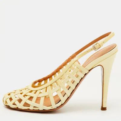 Pre-owned Sergio Rossi Size 37.5 Cream Patent Leather Cut Out Slingback Sandals In White