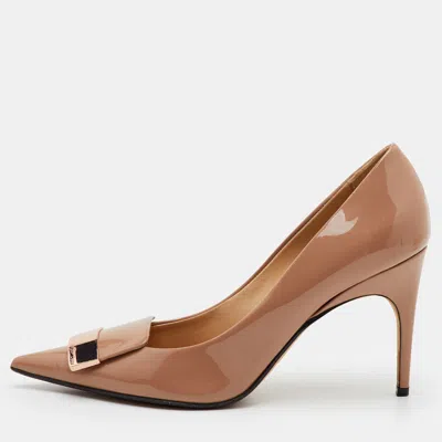 Pre-owned Sergio Rossi Sr1 Size 40 Beige Patent Leather Pointed Toe Pumps