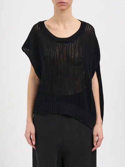 Serien°umerica Serienumerica Boxed Neck Vest In Black