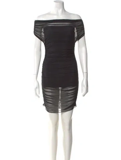 Pre-owned Ser.o.ya Off-the-shoulder Mini Dress In Black
