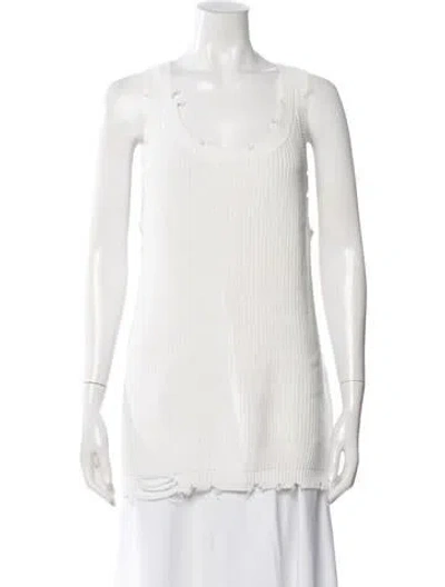Pre-owned Ser.o.ya Scoop Neck Sleeveless Top In White