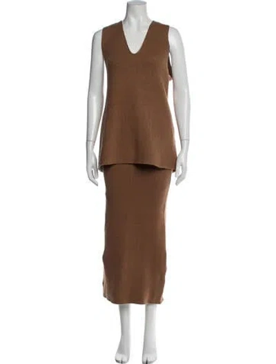 Pre-owned Ser.o.ya Skirt Set W/ Tags In Brown