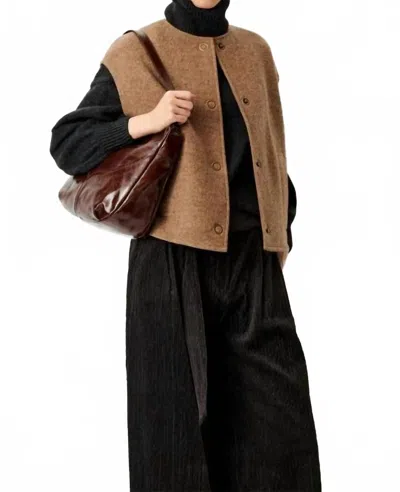 Sessun Hanzo Sleeveless Jacket In Alpaga In Brown