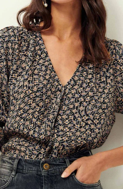 Sessun Lazna Floral Print Puff Shoulder Top In Bloomika