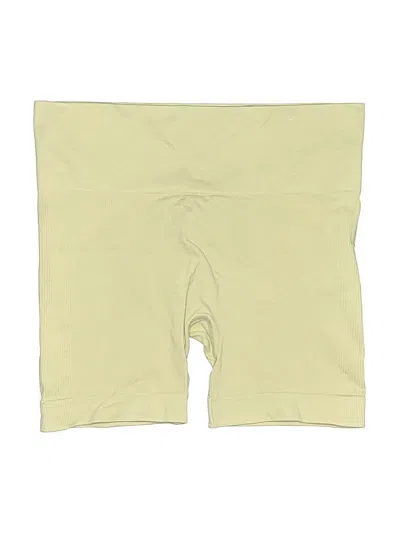 Pre-owned Set Active Khaki Shorts In Ivory