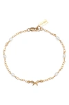 Set & Stones Bow & Freshwater Pearl Bracelet In Gold