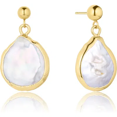 Set & Stones Gracie Pearl Earrings In Gold