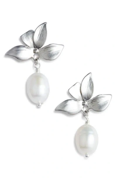 Set & Stones Maeve Freshwater Pearl Drop Earrings In Metallic