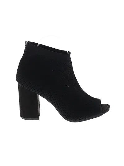 Pre-owned Seven Dials Heels In Black