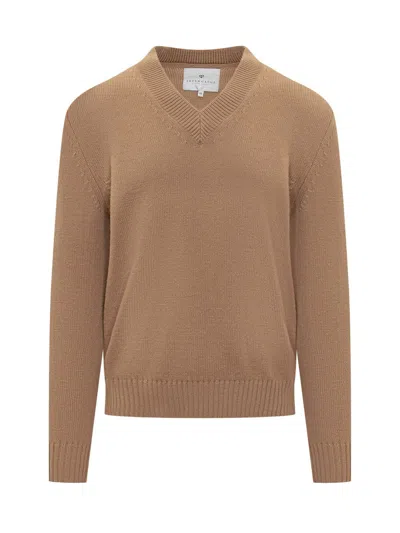 Seven Gauge Lambswool V Neck In Brown