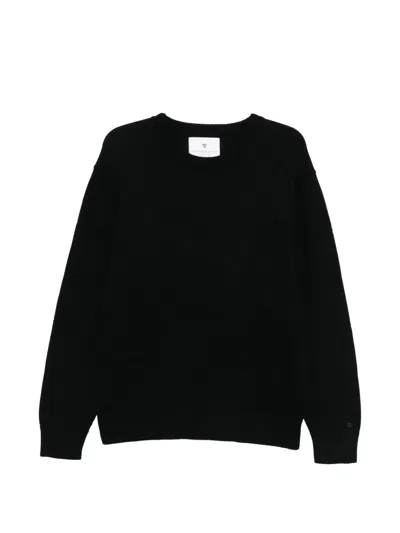 Seven Gauge Long-sleeve Crew-neck Sweater In Black